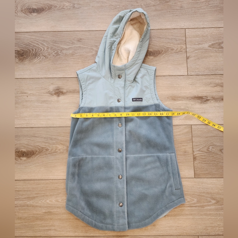 Columbia Two-Tone Light Blue Hooded Fleece Vest